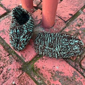Kids Knit Slippers - Brown and Blue